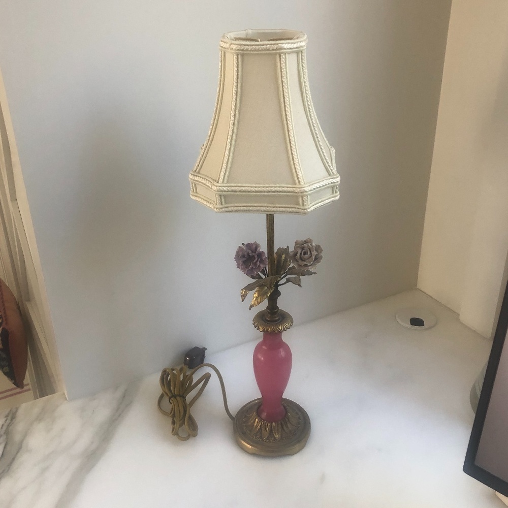 Vintage small lamp - pink base with lavender flowers